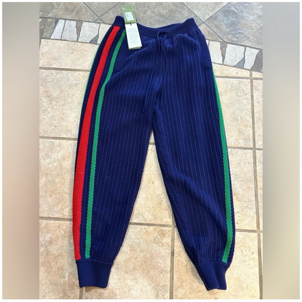Gucci web stripe 100% wool track pants size large meeting in
Italy - Picture 2 of 5